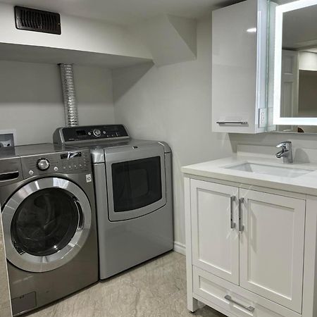 Cozy Suite-Walk To The Falls! Καταρράκτες του Νιαγάρα Εξωτερικό φωτογραφία