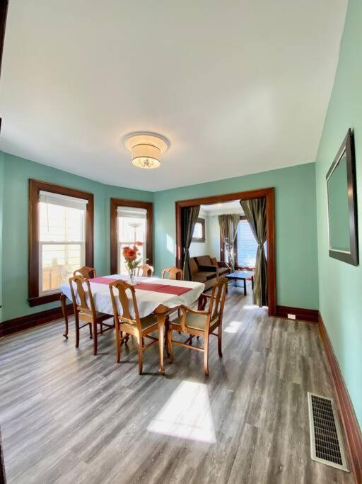 Cozy Suite-Walk To The Falls! Καταρράκτες του Νιαγάρα Εξωτερικό φωτογραφία